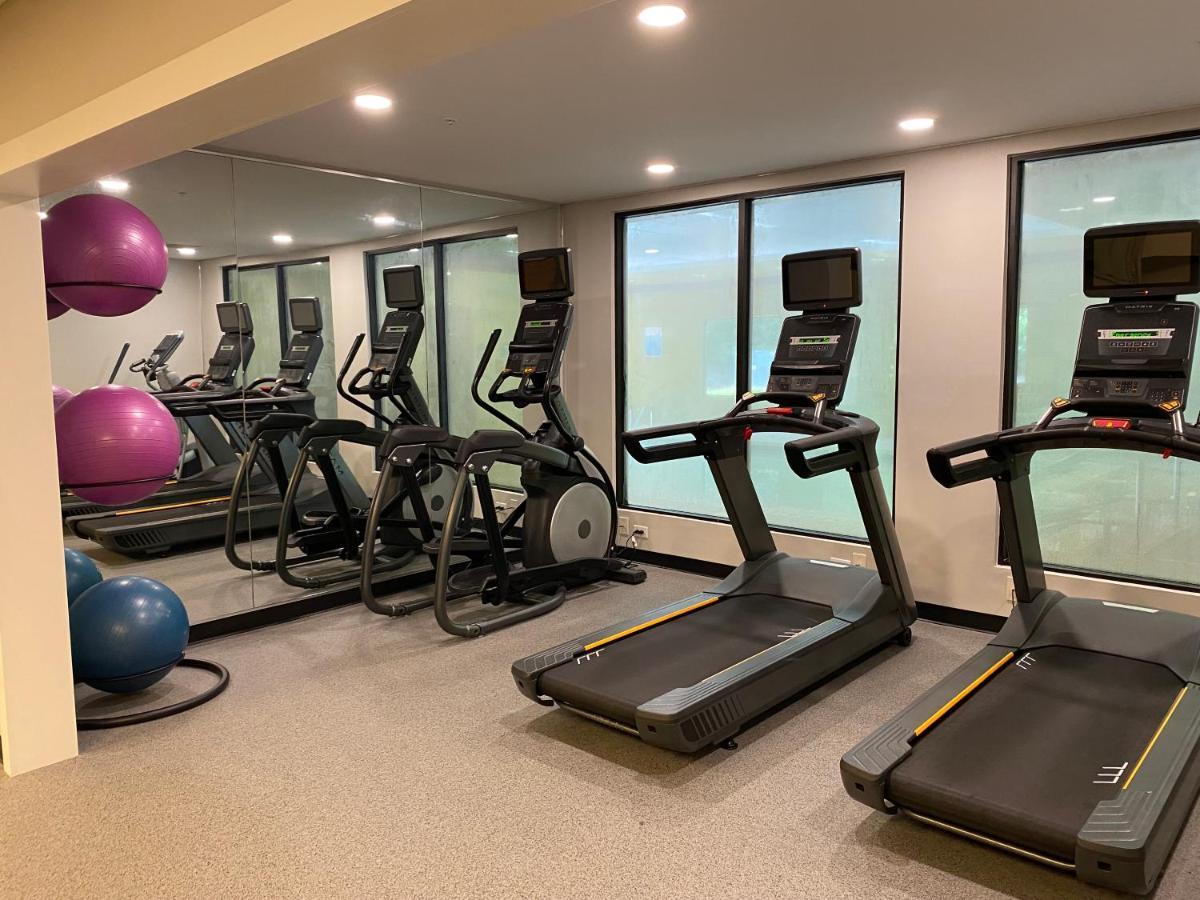 Wingate By Wyndham State Arena Raleigh/Cary Hotel Екстер'єр фото