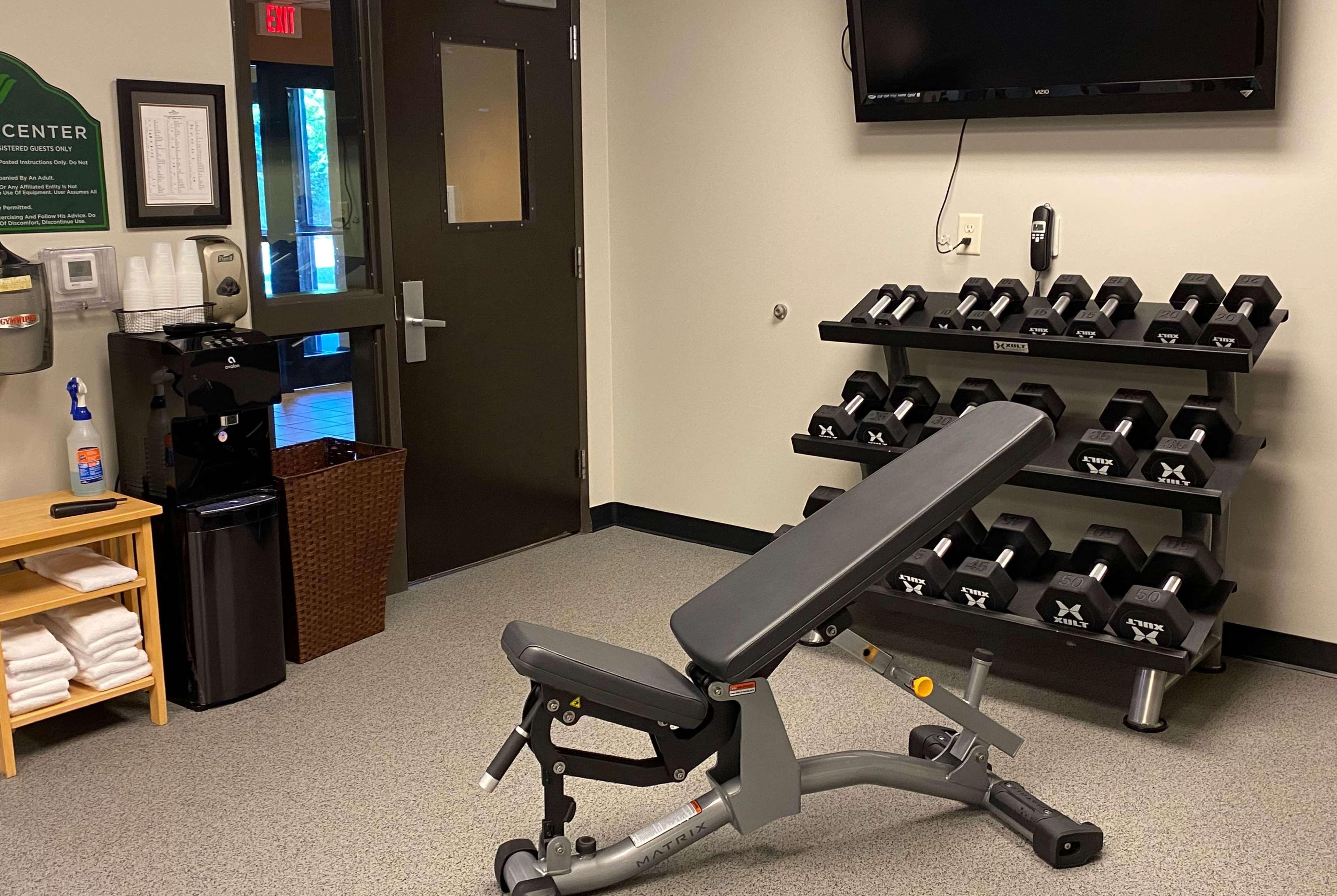 Wingate By Wyndham State Arena Raleigh/Cary Hotel Екстер'єр фото