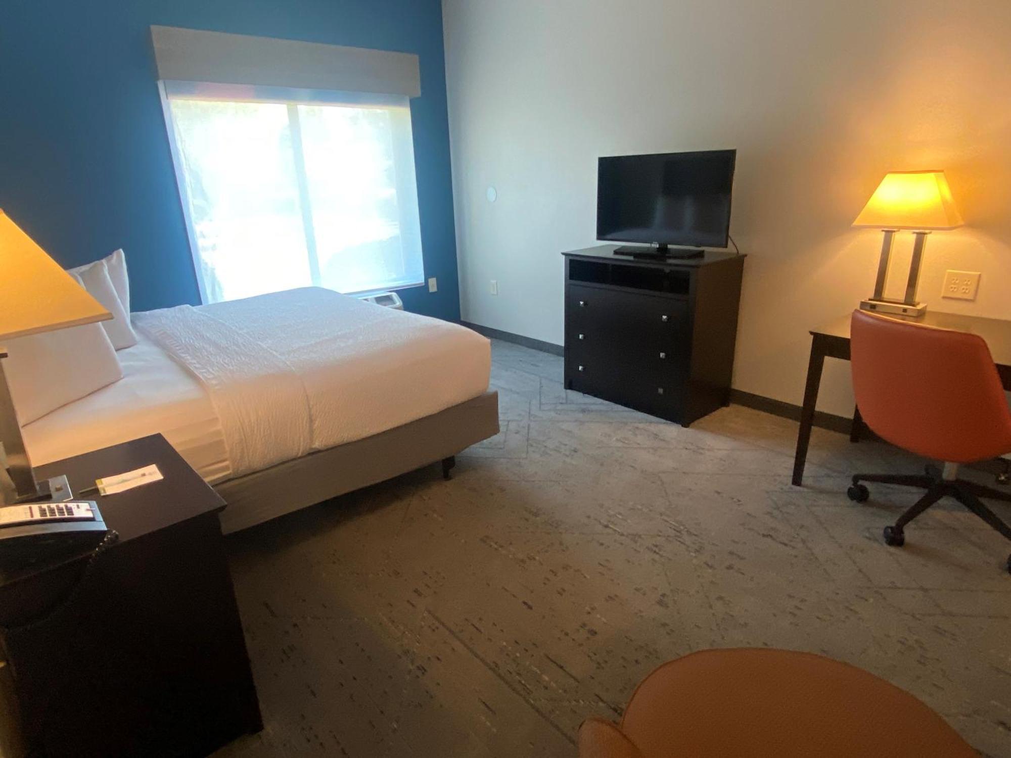 Wingate By Wyndham State Arena Raleigh/Cary Hotel Екстер'єр фото