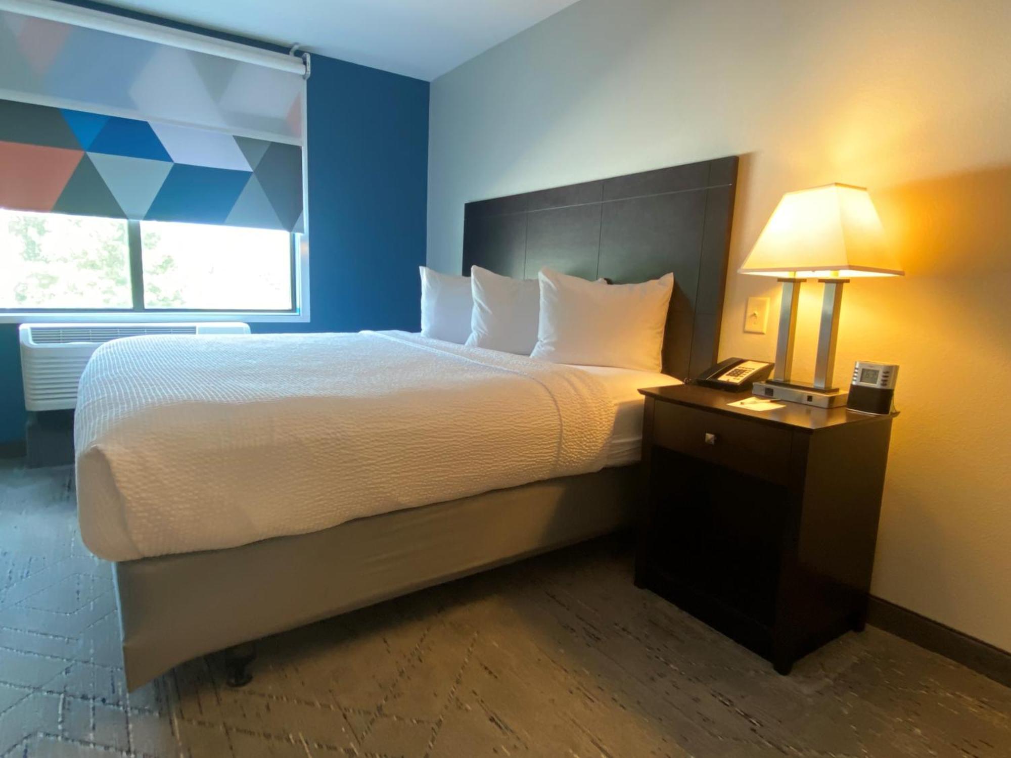 Wingate By Wyndham State Arena Raleigh/Cary Hotel Екстер'єр фото