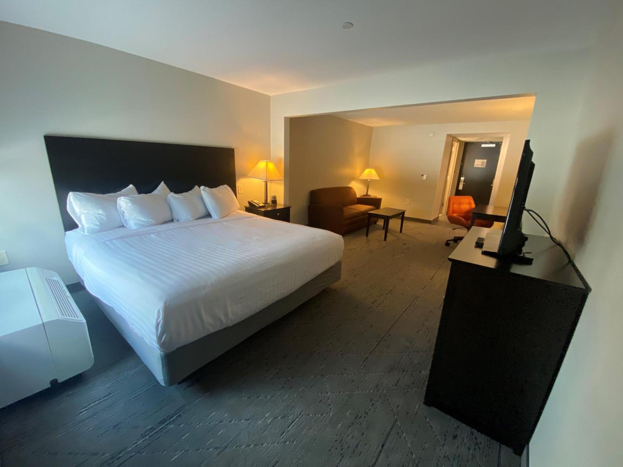 Wingate By Wyndham State Arena Raleigh/Cary Hotel Екстер'єр фото