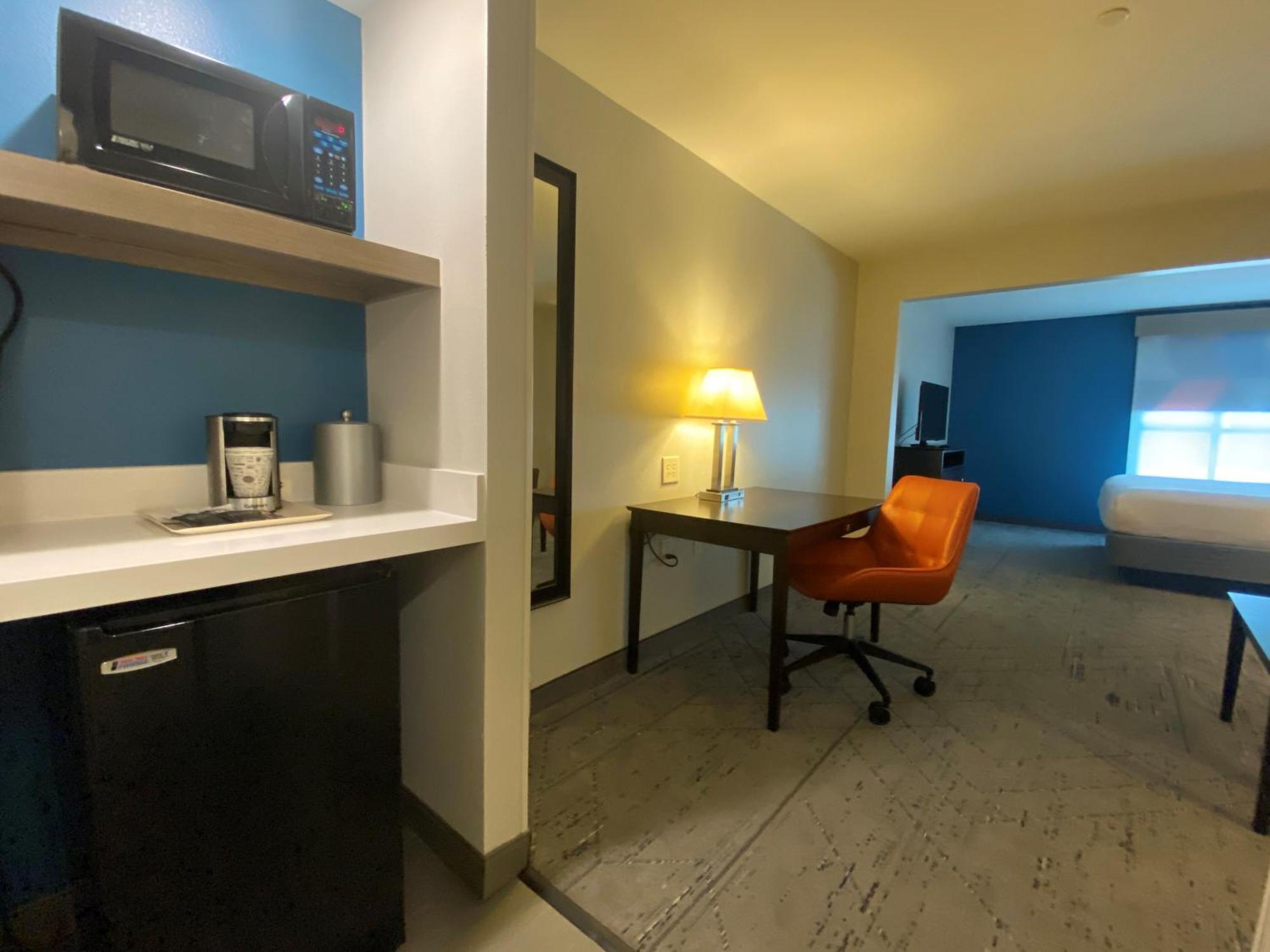 Wingate By Wyndham State Arena Raleigh/Cary Hotel Екстер'єр фото