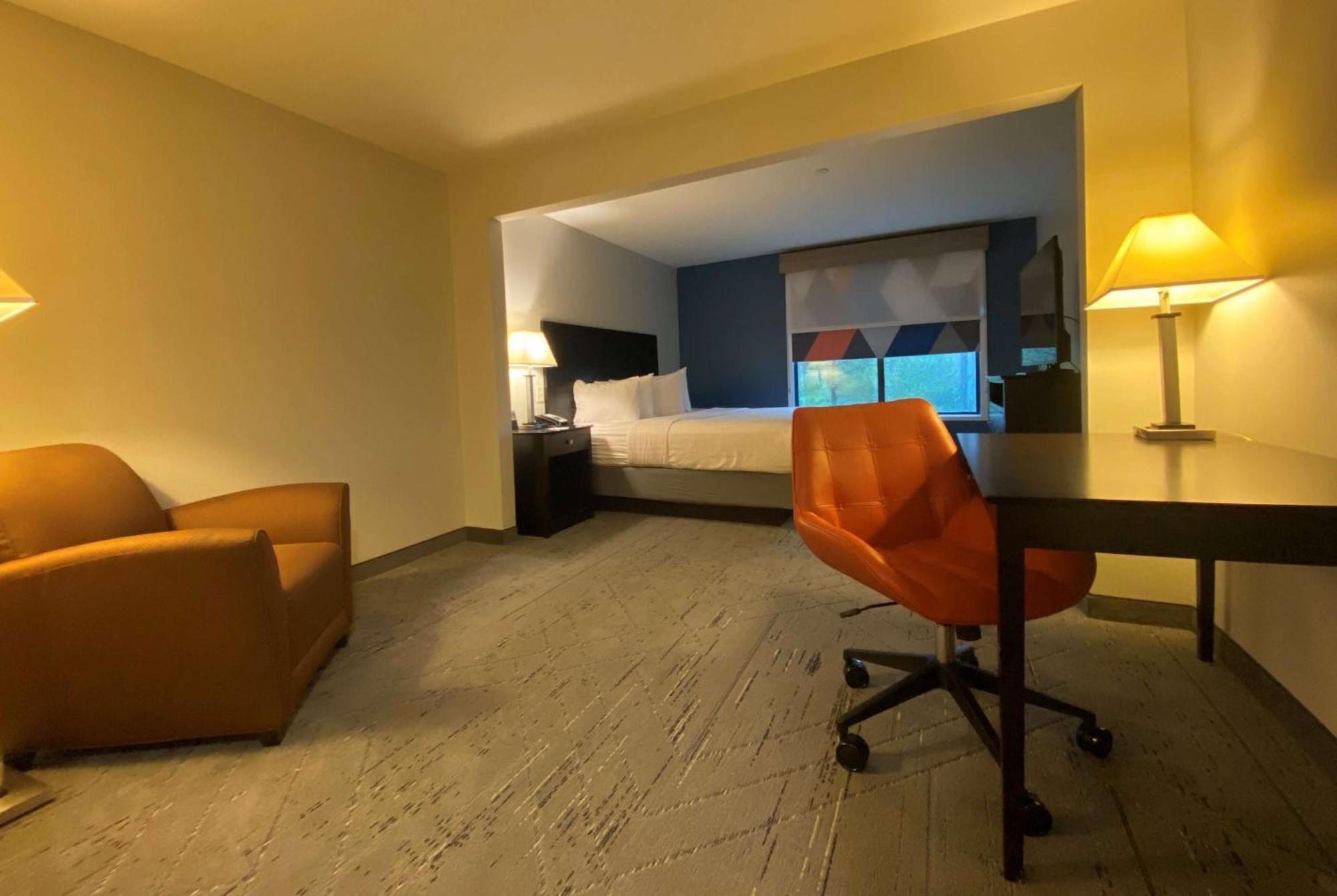 Wingate By Wyndham State Arena Raleigh/Cary Hotel Екстер'єр фото