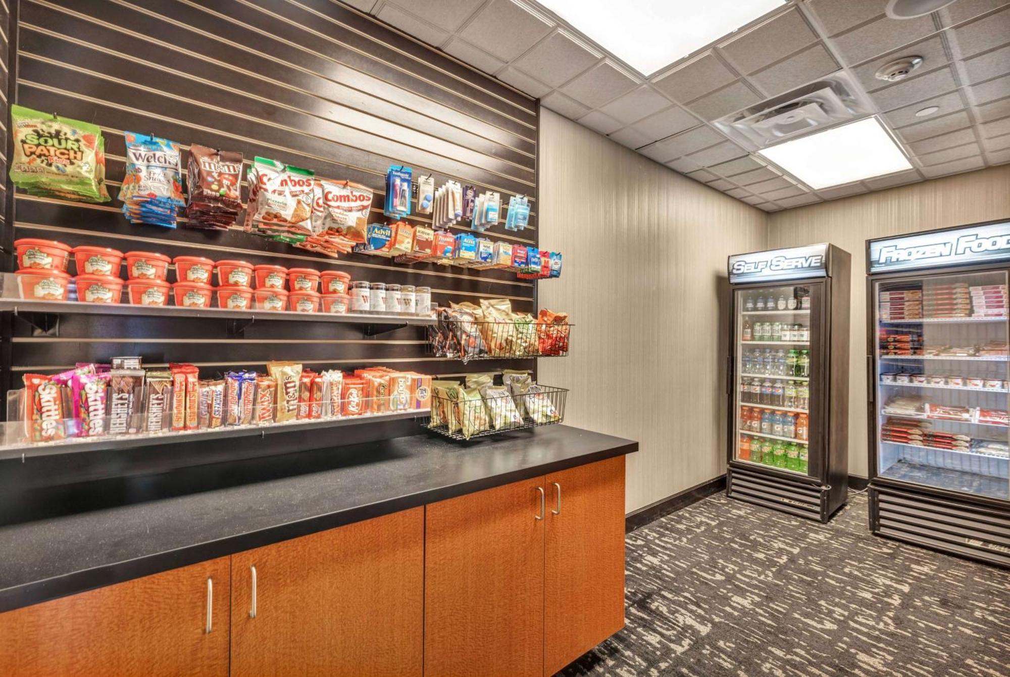 Wingate By Wyndham State Arena Raleigh/Cary Hotel Екстер'єр фото