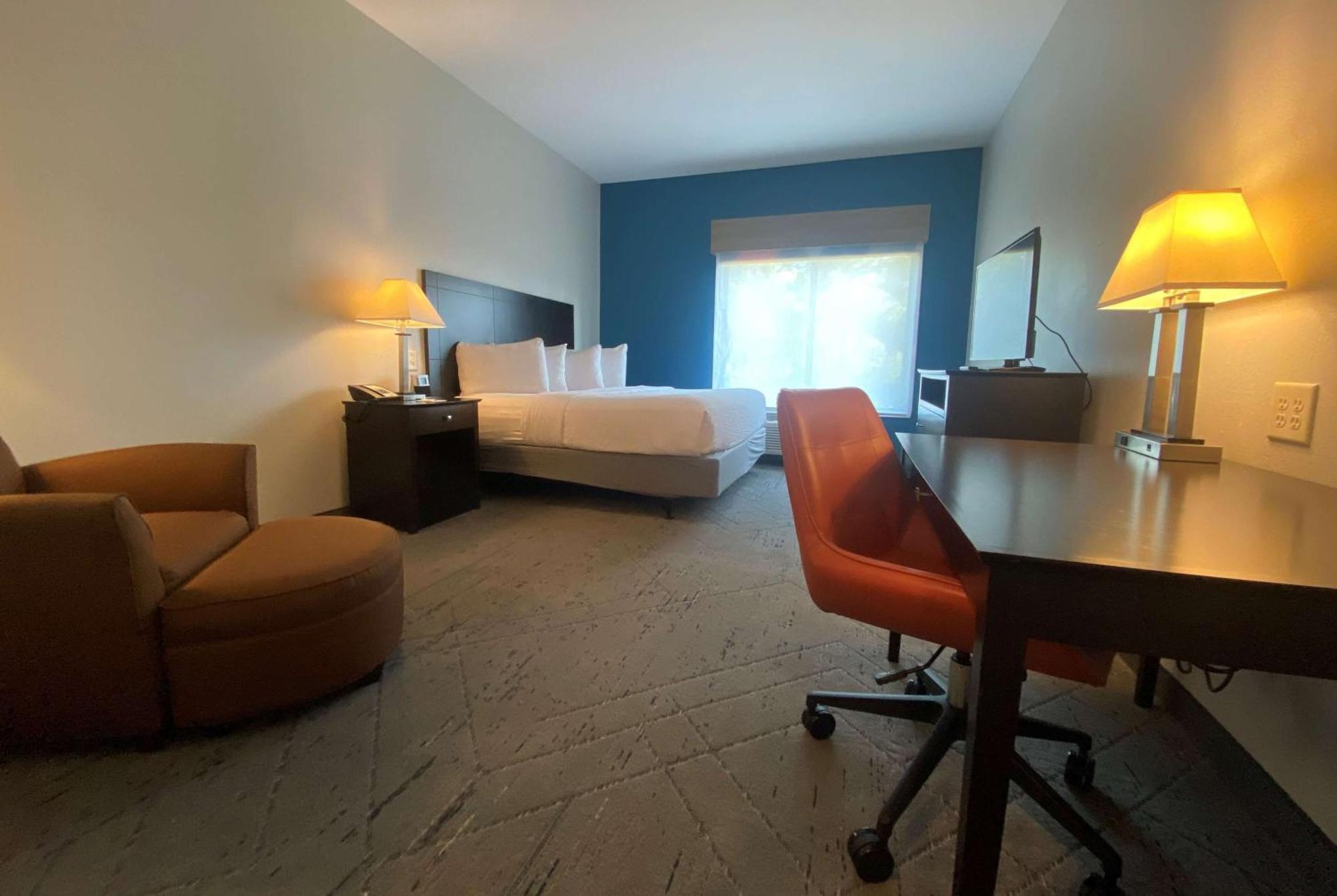 Wingate By Wyndham State Arena Raleigh/Cary Hotel Екстер'єр фото